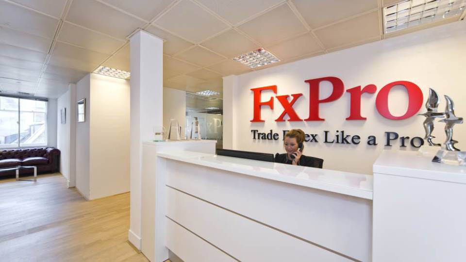 Đánh giá nhà môi giới Fxpro